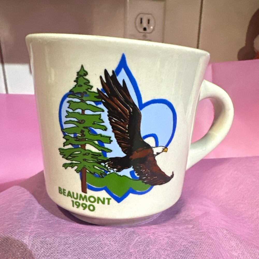 Beaumont 1990 Ceramic Coffee Mug 10 fl oz White Blue Eagle & Tree Graphic